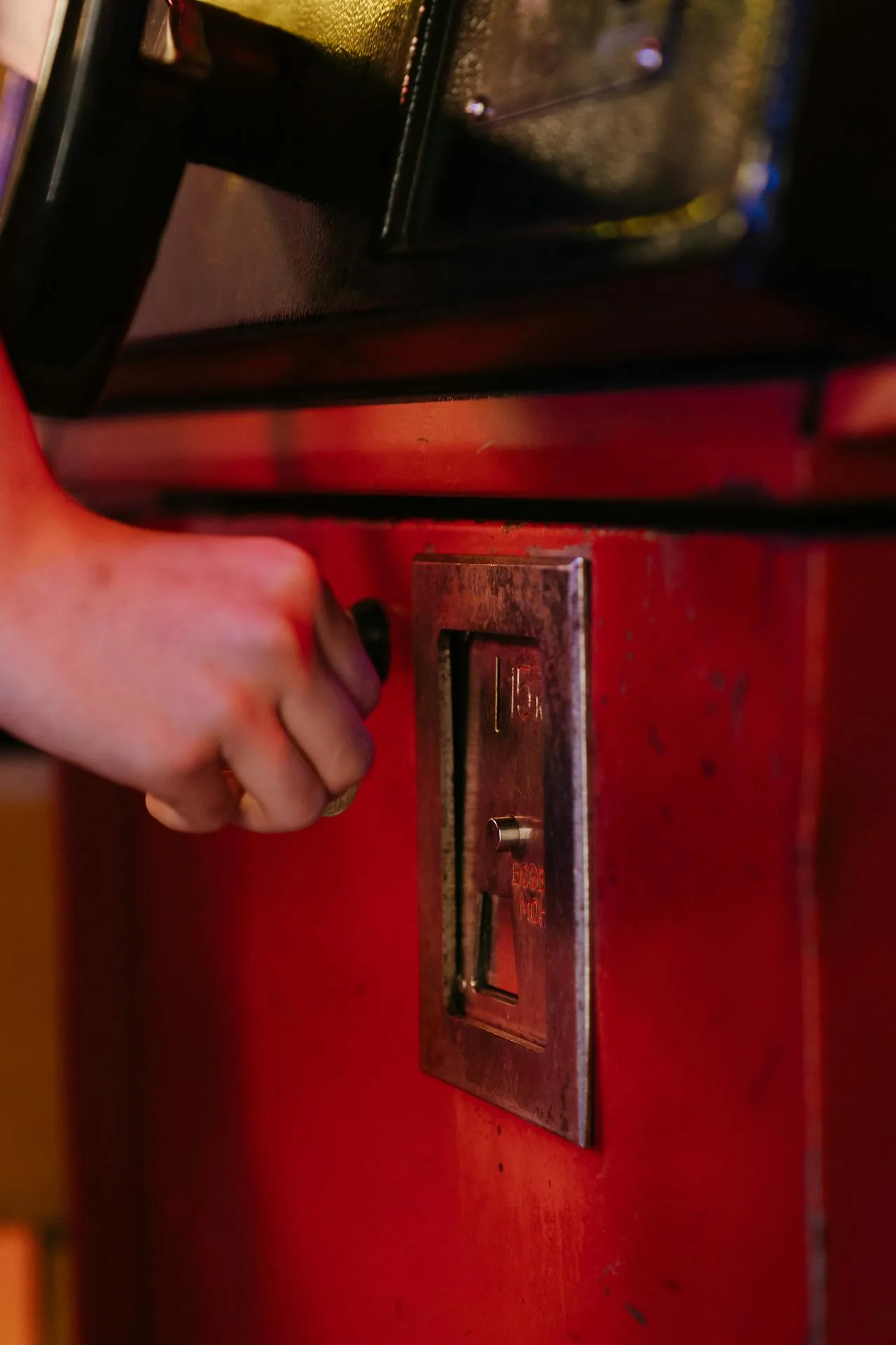 First-deposit ₱500 / 5× wagering simulator at TJHJ — bonus math, EV by slot RTP, what survives at 96.5%