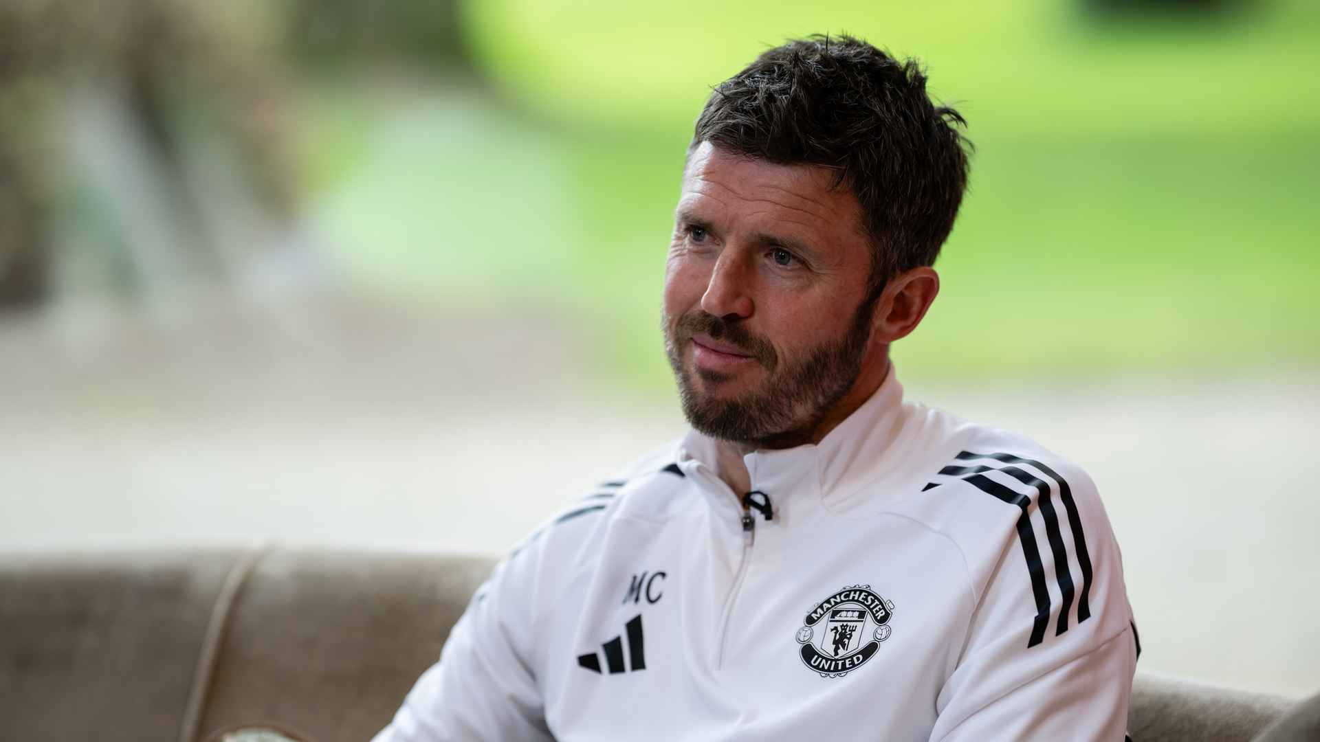 Manchester United vs Leeds United: Giờ Đá, Đội Hình Dự Kiến & Kênh Trực Tiếp Vòng 32 Ngoại Hạng Anh